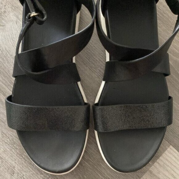 Sofft Fiore Gladiator Leather Sandals 7 Black White Adjustable Strappy Zip $129 - Picture 2 of 10